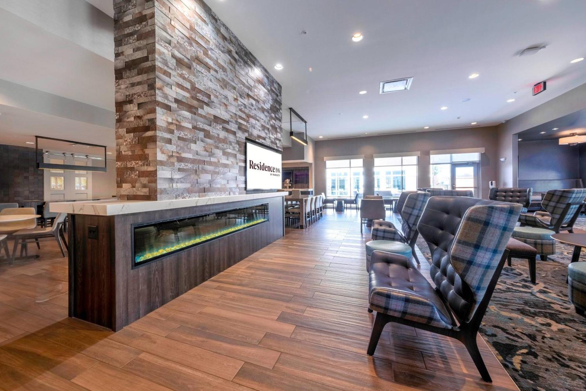 שורט פאמפ Residence Inn By Marriott Richmond At The Notch מראה חיצוני תמונה