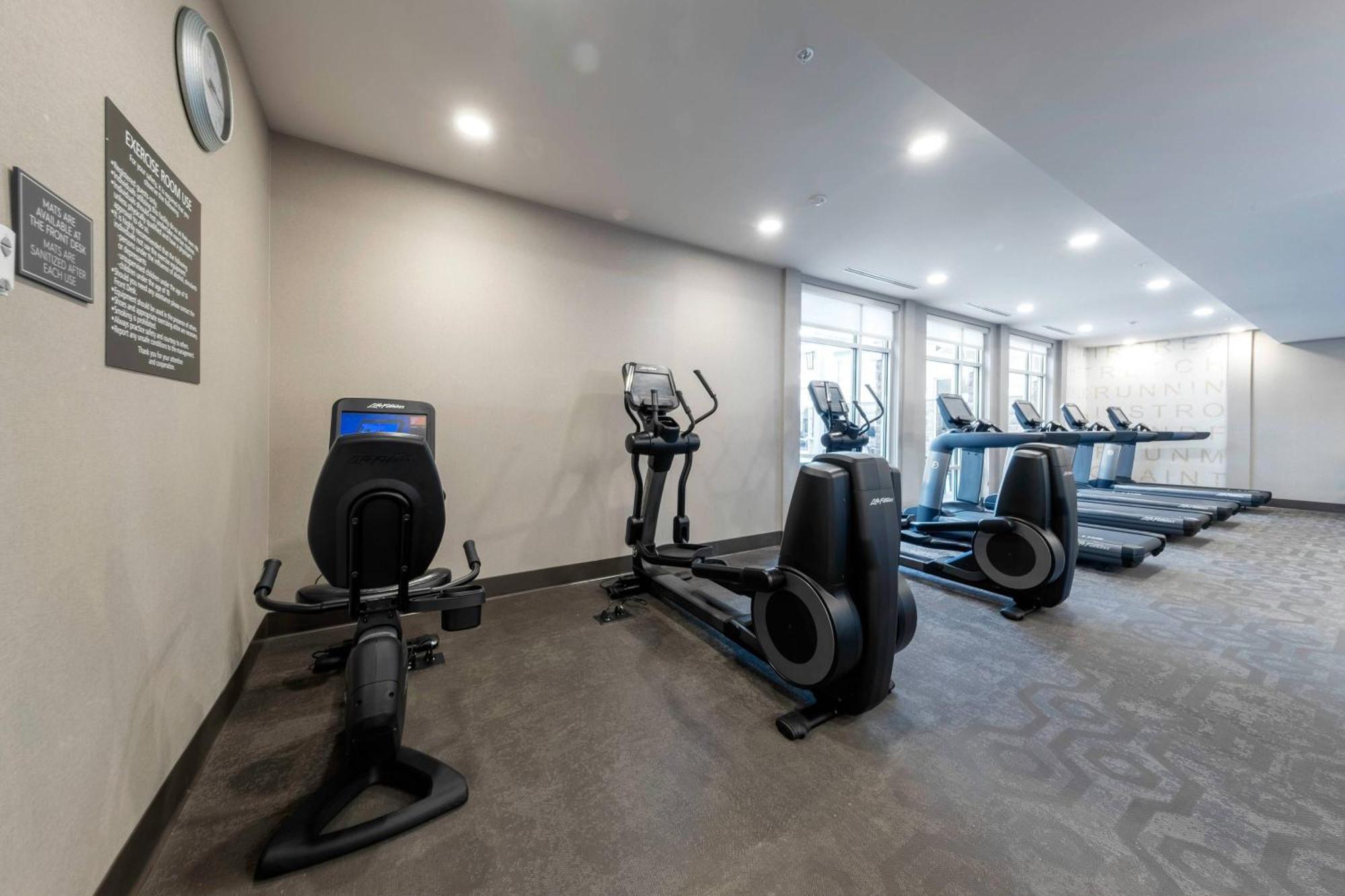שורט פאמפ Residence Inn By Marriott Richmond At The Notch מראה חיצוני תמונה