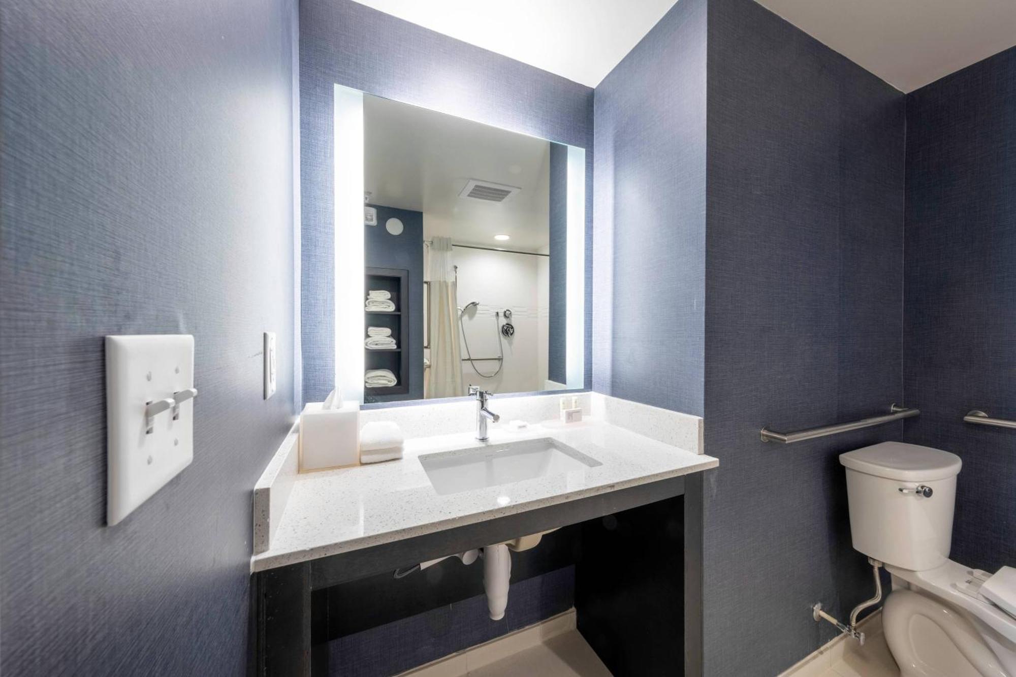 שורט פאמפ Residence Inn By Marriott Richmond At The Notch מראה חיצוני תמונה